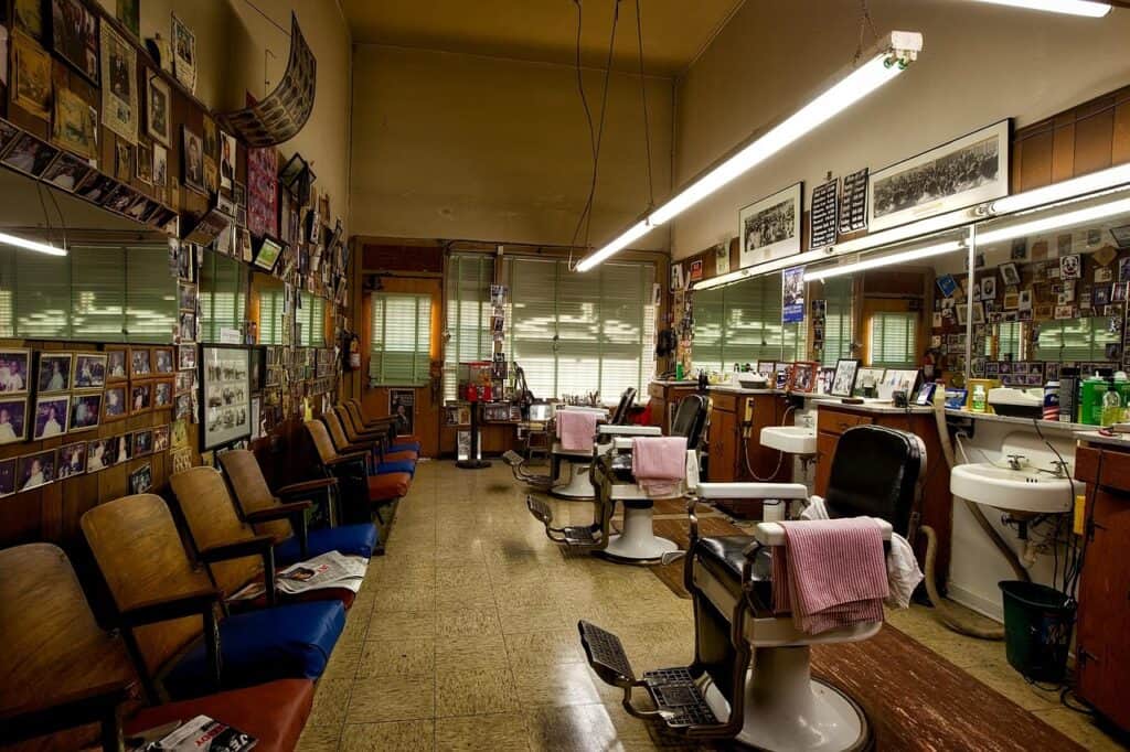 Traditional Barbershop Etiquette: The Unwritten Rules Every Client Should Know